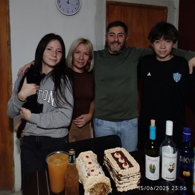 Los finales felices no existen porque las buenas historias nunca terminan