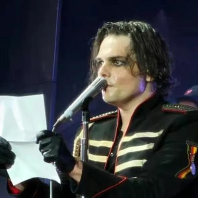 Dead__DJ's profile picture. 𝘮𝘺 𝘭𝘰𝘷𝘦𝘭𝘺 𝘧𝘭𝘰𝘸𝘦𝘳 🧡💛🤍🩷💗@waffle_punk | | 
𝘮𝘤𝘳 • 𝘩𝘴𝘳