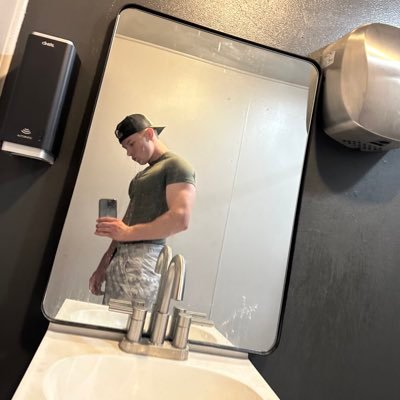 wood_james52747's profile picture. 
