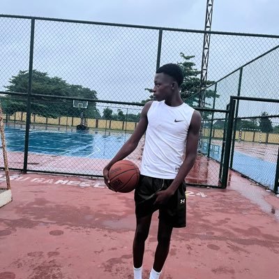 6’0 Guard / c/o 2025 / UBA Academy / makanjuolam025@gmail.com/ 806-817-6129
