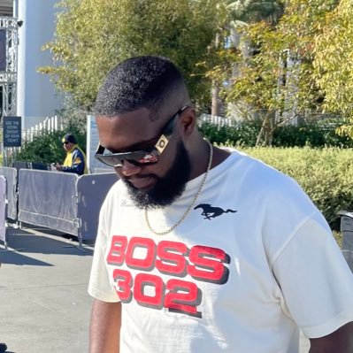 jhighiii_'s profile picture. 1906