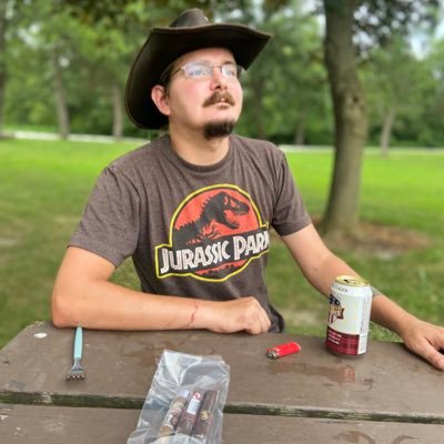 I’m a Beer drinking Conservative. Artist/illustrator is my Hobby. I work a full time job. I enjoy life one day at a time. 🇺🇸 #MAGA Married/Catholic.