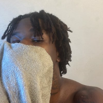 Upcoming Content creator🎥 I do whatever for a 💰Let’s have fun❤️ TWITTER GF NEEDED😮💨