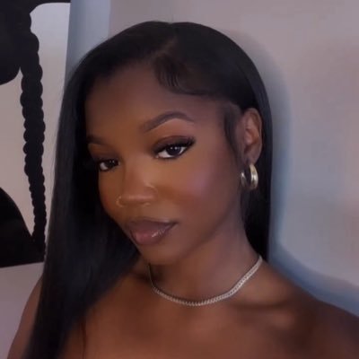 @baddiebxbeth