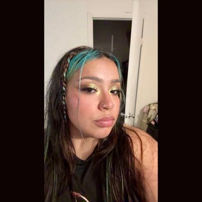 Rave to the mothafuckin grave 🤪🌟 LETS BE FRIENDSSS 🥺keep an open mind 💟CO🌅| 🏳️🌈Sc: spacejelly2|IG: naiyanoemi