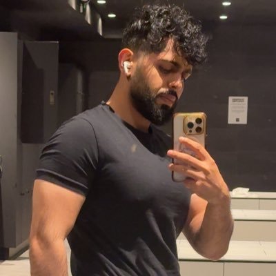 JonChena1901's profile picture. 