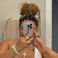 doce dengosa polida (@_julitinha) 's Twitter Profile