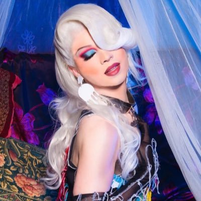Ivory Glaze admirer and Marciax3 lover! he/him.“Ow…my heart.” New Jersey Pug Queen 😢 host of: @BBdragrace