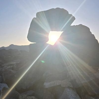 DeanLightfoot83's profile picture. 