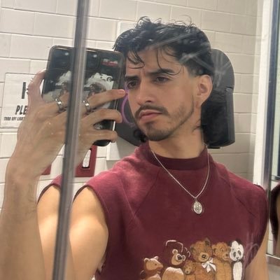 Please don’t take anything I say seriously | they/them 🇪🇨 | sagittarius | FREE PALESTINE