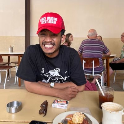 thanbombs__'s profile picture. bethara kala👹