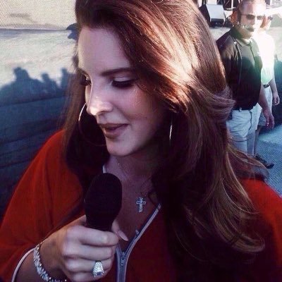 the right person will stay 2025🦢#lanadefenderforever