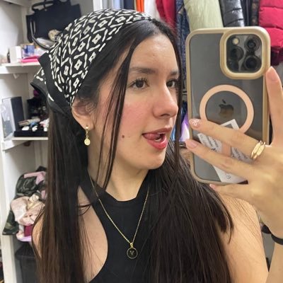 Programadora de videojuegos 👾 || Streamer || @lizbelasco 🫶🏻