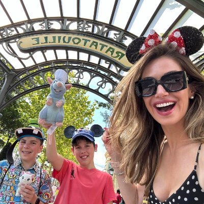 Tikkun Olam
Lifelong Learner ✨
Proud Mother 👩👧 & ✡️ Jew
Graduated from
@StanfordGSB
Entrepreneur | Philanthropist | Distributor
No BTC No Crypto No Porn ☘️