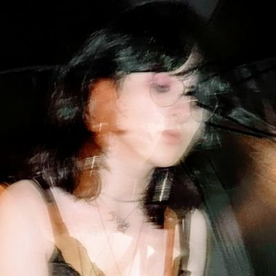 the midwest emo princess ⚧ | makes sounds in @dyingforjulia | ♡ @EmotionalSnaiI ♡