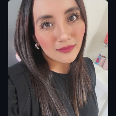 Chica agridulce ♡
Cirujano Dentista. 👩‍⚕️🦷💕