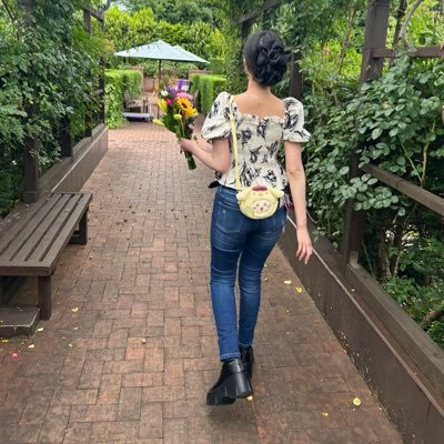 r11n77's profile picture. 