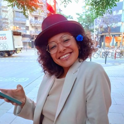 Valen Correa
Nomada digital 👩🏽💻🇨🇴🇪🇸
Viajar . Emprender . Vivir Simple