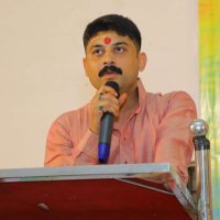 पंडित सिद्धार्थ चतुर्वेदी (@siddharthaazaad) 's Twitter Profile