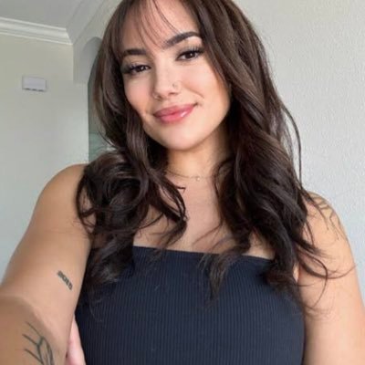 Lovelyones78473's profile picture. 