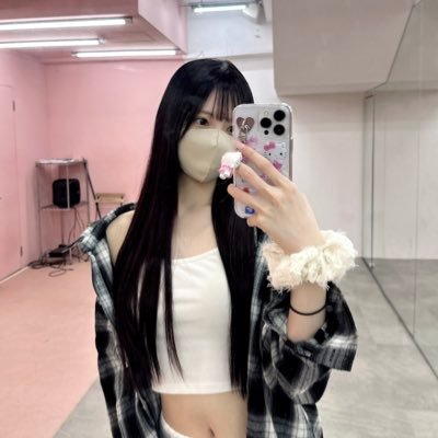 167cm┊︎🎂3/20┊︎ENFJ┊︎埼玉出身┊︎アイドル志望┊︎ダンス┊︎写真ポスト引リツしてくれた方にリプします🐈🪄⌒♡ showroom(https://t.co/c4YoUd1RRr)