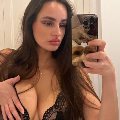 Femdom sessions in Barcelona 👸🏽 Tribute 10€ 👸🏽 Available payments in link https://t.co/bZA0B0IKdd