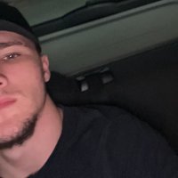 pinky (@sktzfrmda45) 's Twitter Profile