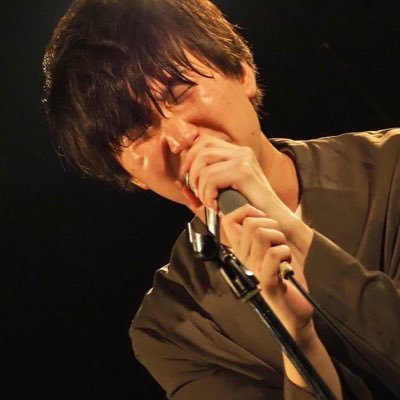 喋ってなんぼ。 灘中→灘高→東大→吉本(劇場担当→マネージャー)→フリー(雷獣) 奈良県出身、都内在住 YouTube(雷獣/喋ってなんぼ駒井)/マネジメント/ライブ制作/漫才(炊き道楽)/バンド(近い近い) お仕事のご依頼など、ご連絡は shabettework.komai@gmail.com までお願いします!