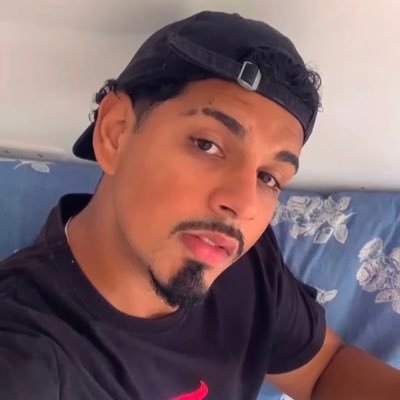 fael_guimaraes_'s profile picture. Dias ruins são necessários para que os dias bons possam valer a pena. @flamengo