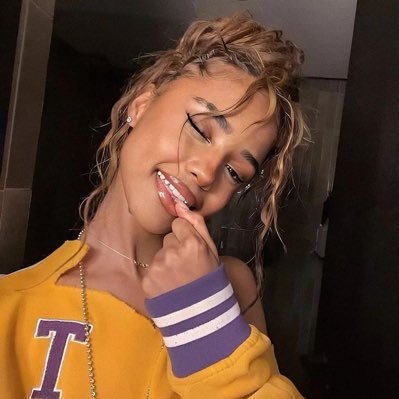 laurinhw_'s profile picture. ֹ ᩿𖥻*