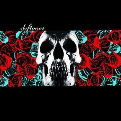 鋼鉄音楽愛好家。 元HMVバイヤー、DeftonesもといChino Morenoは神。最近はサカつくRTW界隈の皆様と仲良くさせて頂いております⚽️暇があれば心霊YouTube漁ってます。ゾゾゾ、オウマガトキFILM、心霊番組0、ダラシメン、Aha!tv、オカスイ、STスタジオ、クロシロチャンネルかな🤔あ❣️タケウ