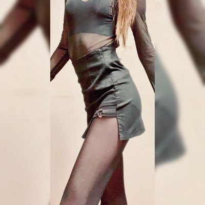 Lyra_ladyboy's profile picture. #約炮 #約 #黑絲 #黑丝腿控 #黑丝 #女装男子 #男の娘 #여장 #crossdresser #偽娘 #高雄 👉（付費約💰）👈「有恐慌症 請小心對待」《 🈲恐嚇、勒索、詐騙、威脅》 （有禮貌、善良、好溝通才能約瑟瑟）