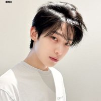 e i a (@luvsunshion) 's Twitter Profile