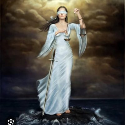Tante, épouse et assistante de Zeus, en possession de l’Oracle de Delphes. Mission: rétablir la vérité et rendre justice dans le monde des infirmiers libéraux.