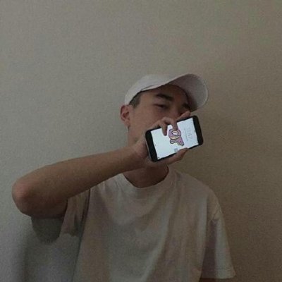 abraham010306's profile picture. 