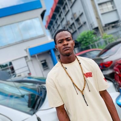 EOjide94699's profile picture. 