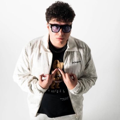 YusufKuzey4684's profile picture. 