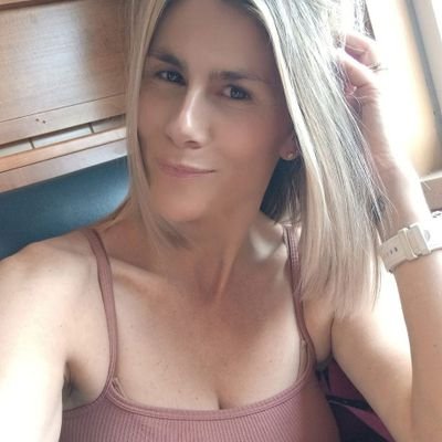Cancer Mom 🎗
Meme Queen 👑
coffee girl ☕
#Kodystrong #FCancer #MommaOnAMission