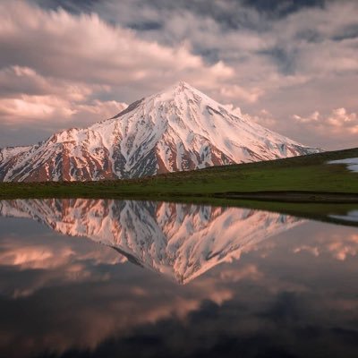 عاشق طبیعت، دوستدار محیط زیست، کوهنورد سابق، و ....