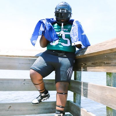 'C/O28|Interior offensive lineman|LMHS|5'11|258| 3.6 GPA📚|bbryce11731@gmail.com