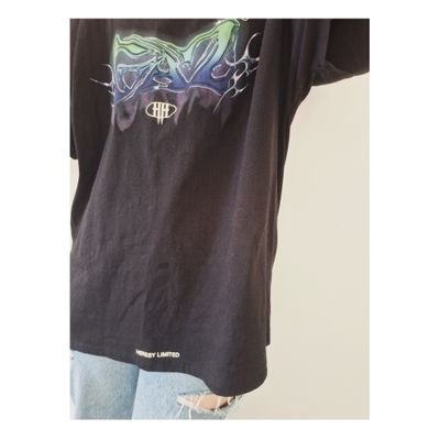 ★the GazettEは永遠★
高校生の頃、私が音楽を初めてに近いくらい楽しいと思えた原点を与えてくれたバンドがいました。
その方たちを応援したい。久しぶりに歌と声を改めて聞いたら思いました。こちらの垢でちょこちょこ、つぶやいていきたいと思います。
10年振りにthe GazettE再燃です🤟よろしくお願いします♪