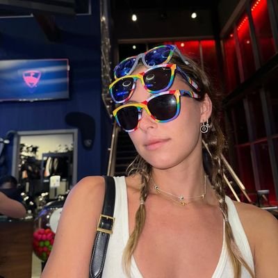 DorisSmith24087's profile picture. 