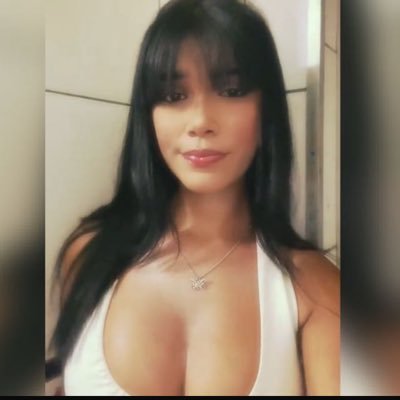 ishssler's profile picture. qoɹu ʇo qǝ ɐןouǝ