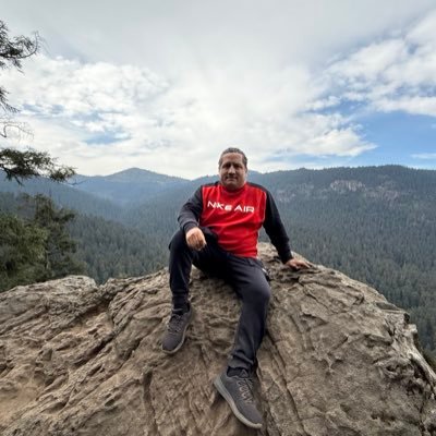 tumalan's profile picture. Procura ser tan grande que todos quieran alcanzarte y tan humilde que todos quieran estar contigo.