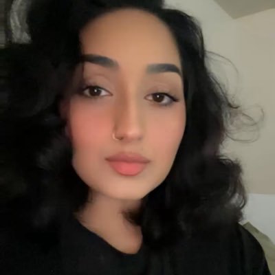🎙 Host of The Solena Mirelle Podcast 🎮 Twitch live: glam, grit, & good convo 💅 Soft life energy andAlways on point. 📍 tap in: https://t.co/SQZK4MFk3T