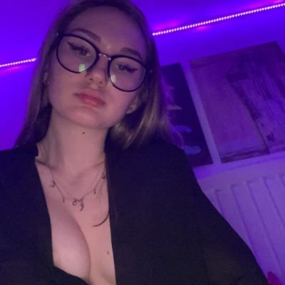 I'm looking for serious relationship to know more about me text me on telegram https://t.co/D8fBrvffKh or WhatsApp +12056414613