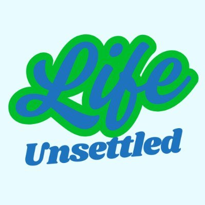 We’re a lifestyle blog documenting our everyday wins and learnings as we negotiate (some might say bumble…!) our way through the modern world.