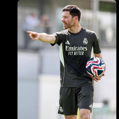 xabialonso777__'s profile picture. 