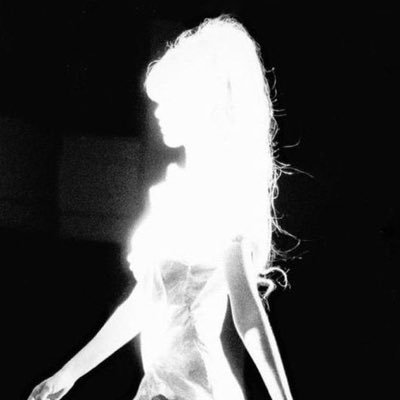 itsvelindrae's profile picture. 🌺🩺🌴💕🌟🪩