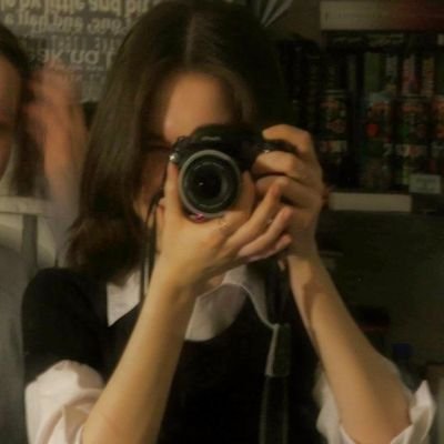 CallmeHala_'s profile picture. iraqi girl 🇮🇶🎀
شتبوستر قديم جدن
اني من صلاح الدين ساكنة بكهف وعايشة بفرع مال شاخطين الله وكيلكم امراض نفسية الواحد وين يروح متكلولي 😚💔!!